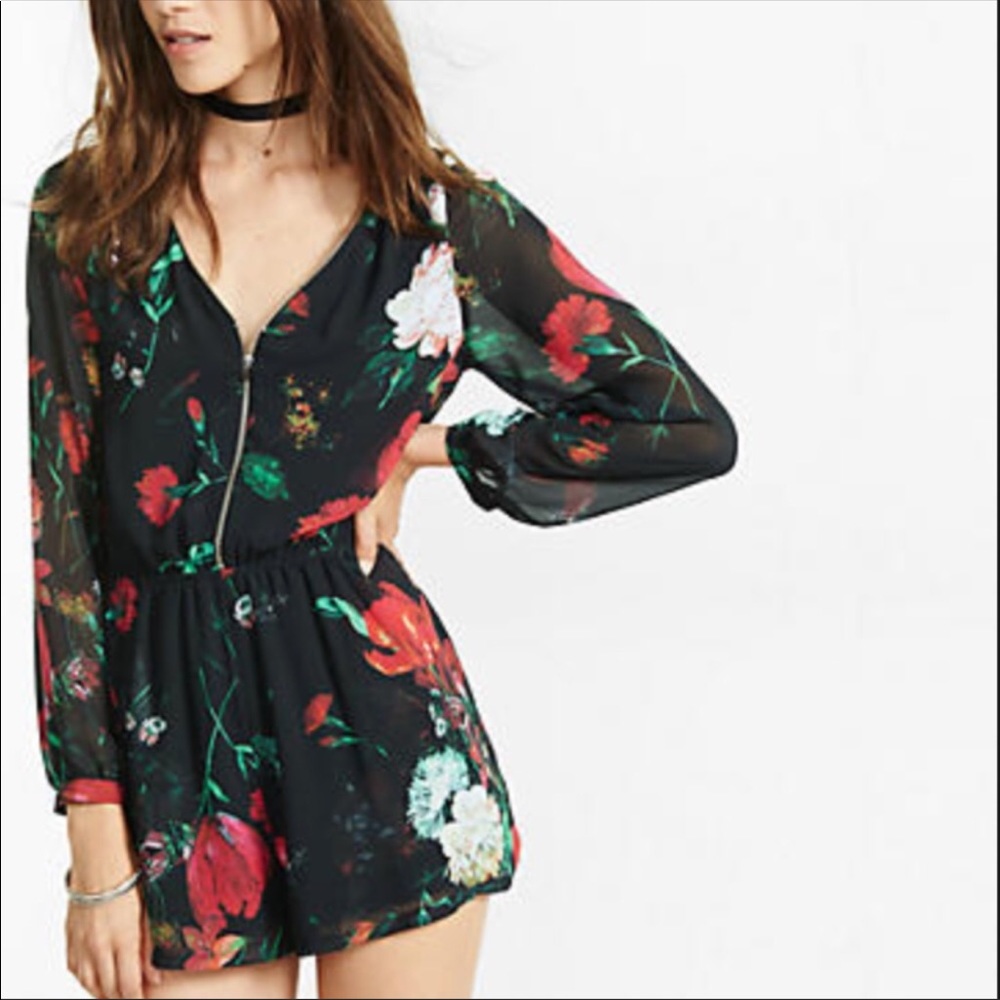 Express Long Sleeve Rose Romper with Zipper Small